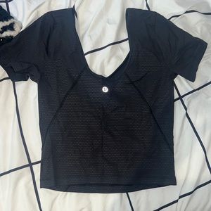 LULULEMON top